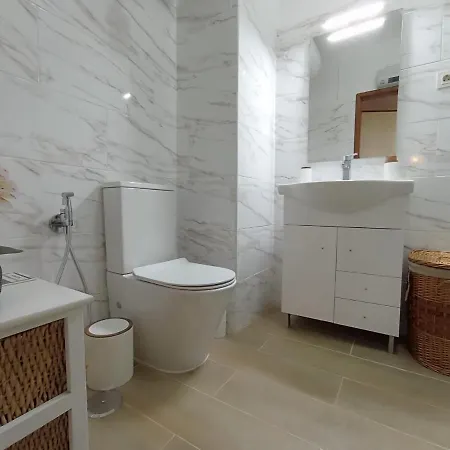 Apartment Shack Flat In Center Quarteira